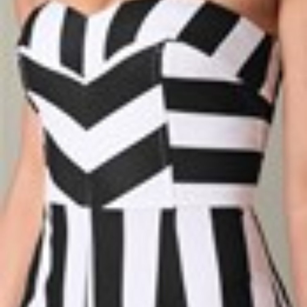 NWT VENUS Stripe Culotte
